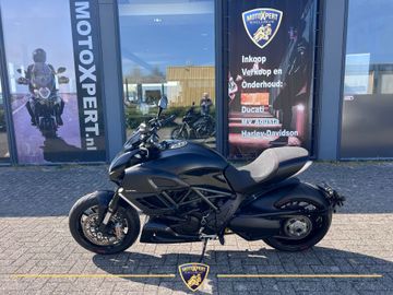 Ducati Diavel 1200 Dark