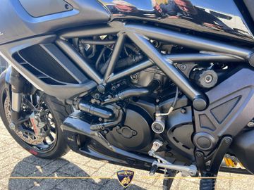 Ducati Diavel 1200 Dark thumbnail 6