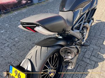 Ducati Diavel 1200 Dark thumbnail 9