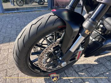 Ducati Diavel 1200 Dark thumbnail 12
