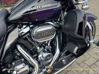 Harley-Davidson Electra Glide Ultra Limited CVO FLHTKSE thumbnail 7