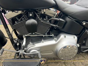 Harley-Davidson Fat Boy Lo FLSTFB thumbnail 11