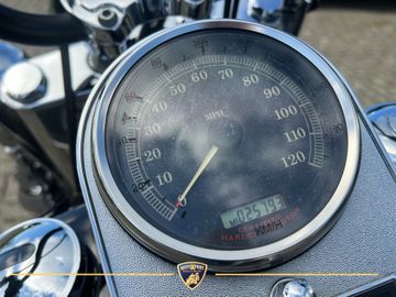 Harley-Davidson Heritage Softail Classic FLSTCI thumbnail 6