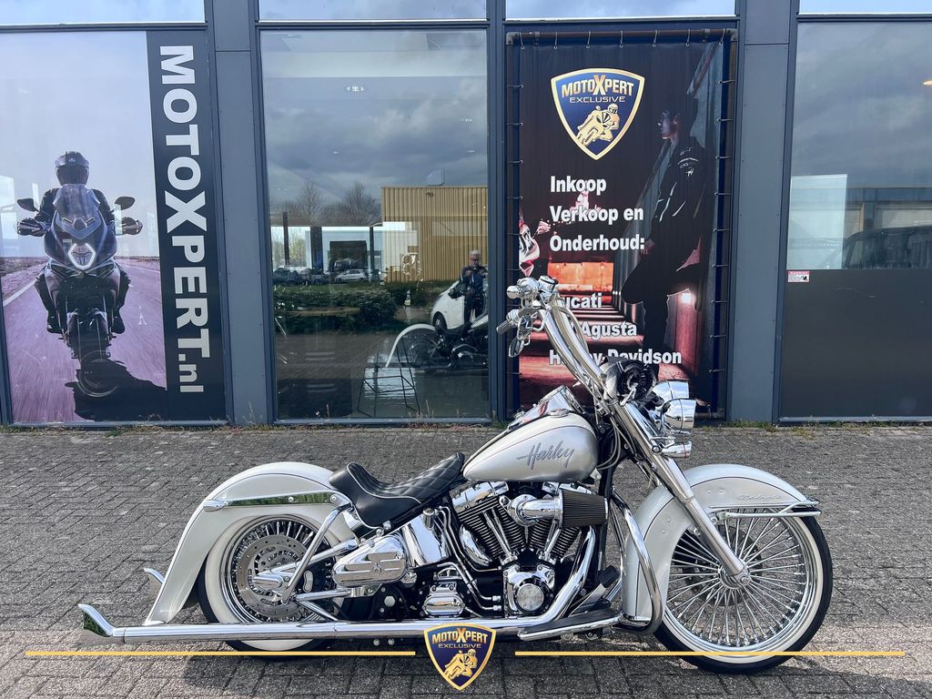 Harley-Davidson Heritage Softail Deluxe FLSTNI thumbnail 9