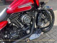 Harley-Davidson Road Glide thumbnail 10