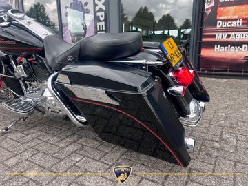 Harley-Davidson Road King Classic FLHRCI thumbnail 4