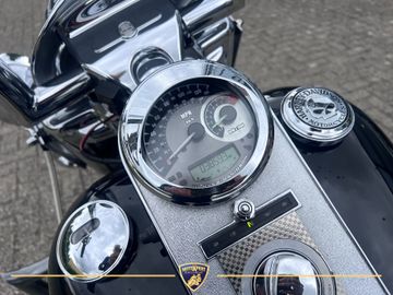 Harley-Davidson Road King Classic FLHRCI thumbnail 7