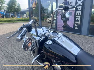Harley-Davidson Road King FLHR thumbnail 5