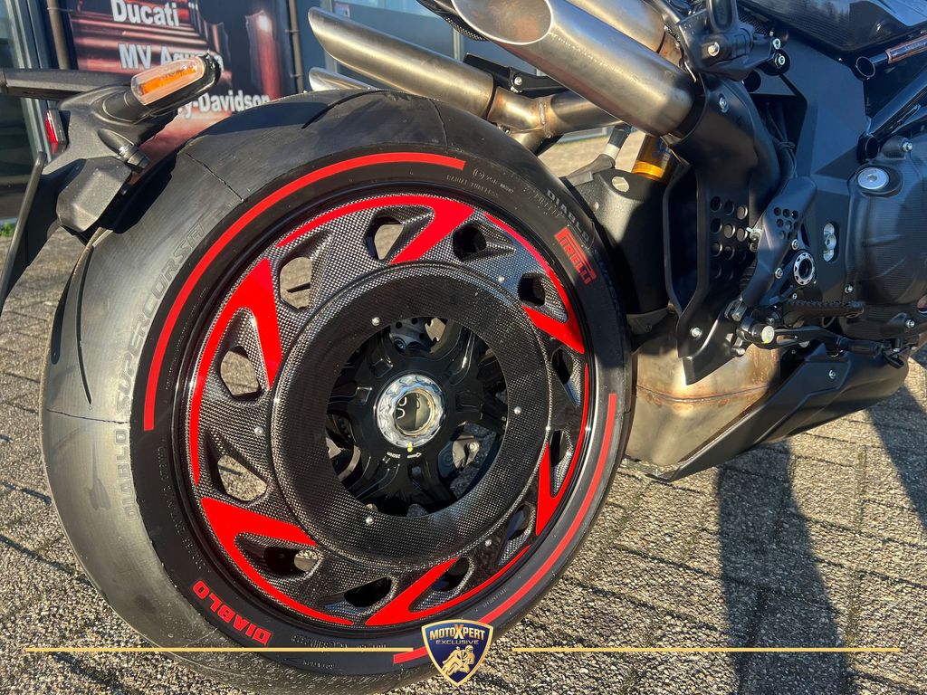 MV Agusta Brutale 1000 RR thumbnail 5